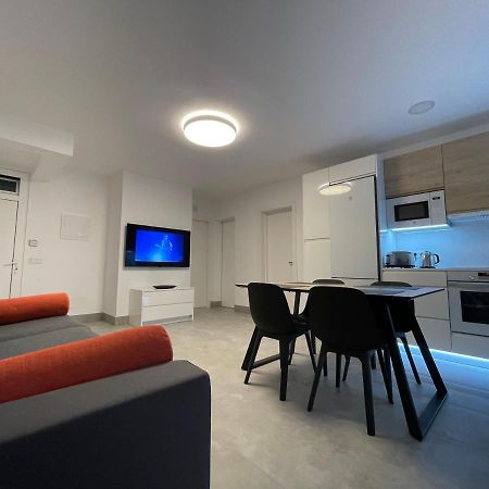 Izaro Apartamento Atico De Lujo Cerca De Playa Dorada Playa Blanca  Bagian luar foto