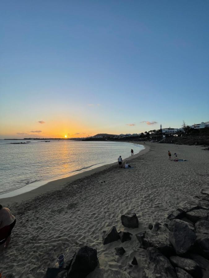 Izaro Apartamento Atico De Lujo Cerca De Playa Dorada Playa Blanca  Bagian luar foto