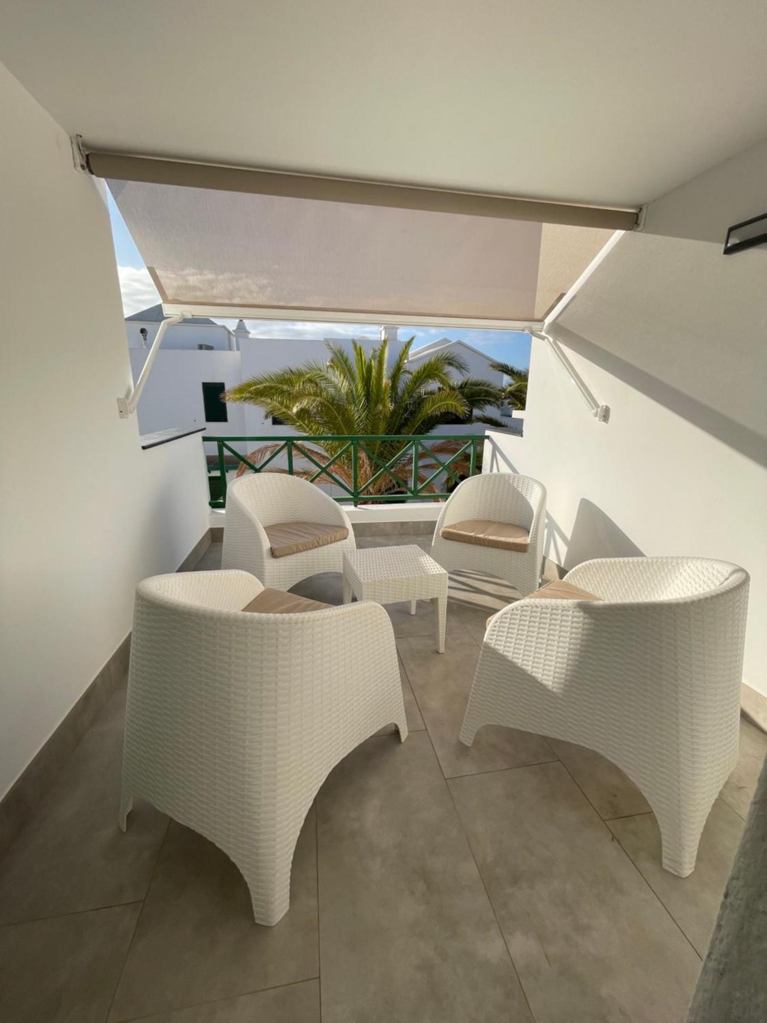 Izaro Apartamento Atico De Lujo Cerca De Playa Dorada Playa Blanca  Bagian luar foto
